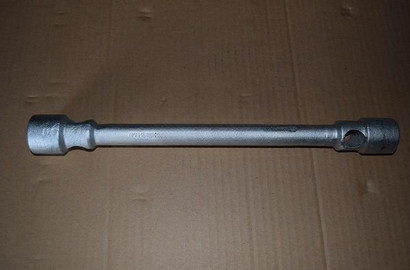 Ключ баллонный (30*32, 500мм) завод 5336-3901033